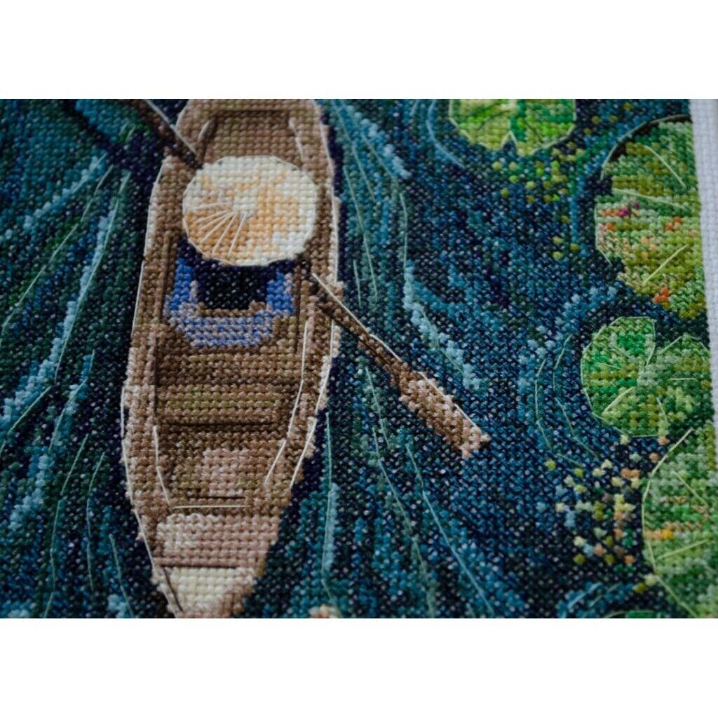 Counted Cross Stitch Kit In a boat DIY Unprinted canvas