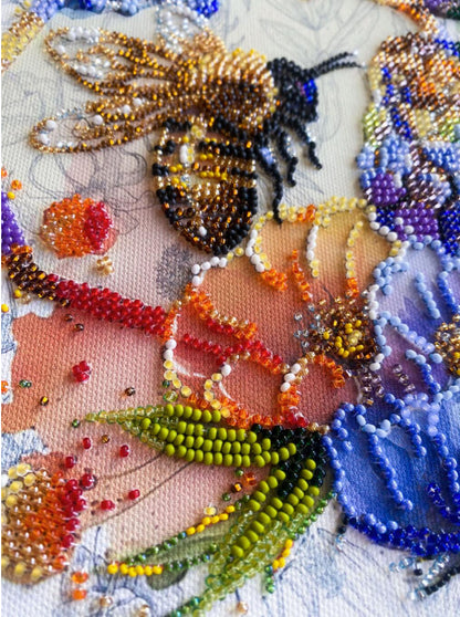Bead Embroidery Kit Bee DIY Abris Art