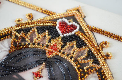 Bead Embroidery Kit Queen of Hearts DIY Abris Art