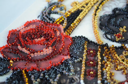 Bead Embroidery Kit Queen of Hearts DIY Abris Art