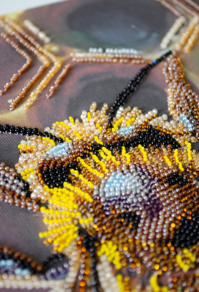 Bead Embroidery Kit Bee DIY Abris Art