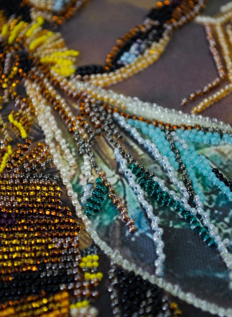 Bead Embroidery Kit Bee DIY Abris Art