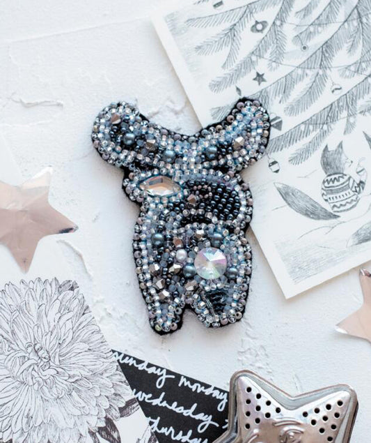 Brooch Bead Embroidery Kit Silver deer DIY Jewelry Making Beading kit Pin