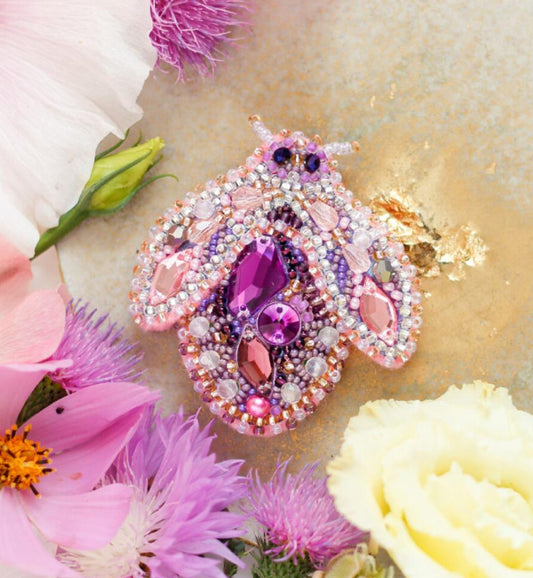 Brooch Bead Embroidery Kit Shining bug DIY Jewelry Making Beading kit Pin
