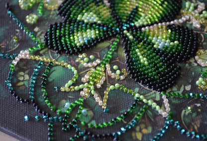 Bead Embroidery Kit Good luck clover DIY Abris Art