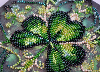 Bead Embroidery Kit Good luck clover DIY Abris Art