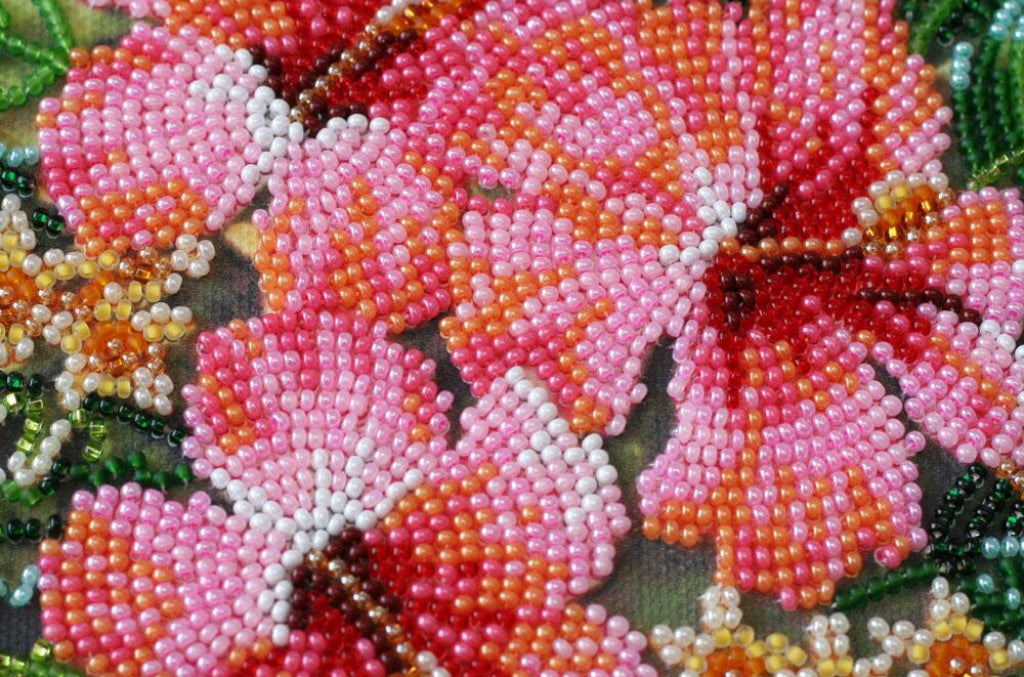 Perlenstickerei-Set Blumen aus Tansania DIY