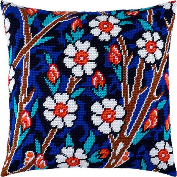 Tapestry Needlepoint pillow kit "Daisies" DIY Printed canvas - DIY-craftkits