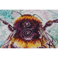 Counted Cross stitch kit Bee DIY Unprinted canvas - DIY-craftkits